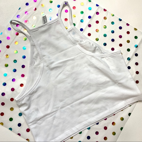 NEW H and M Divided tank top cropped - Picture 2 of 3